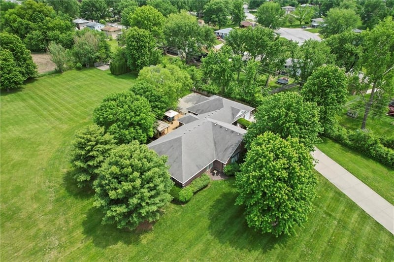 1601 Lynn Rd, Excelsior Springs, MO 64024