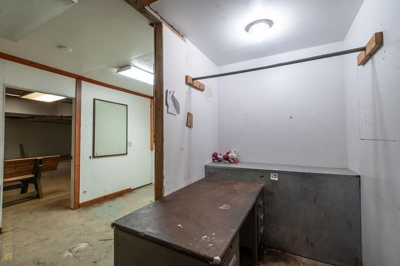406 Taylor Ave, Caney, KS 67333
