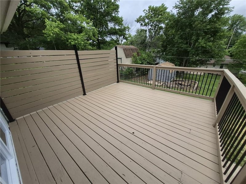 17008 2nd St, Independence, MO 64056