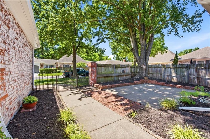 10240 Conser St, Overland Park, KS 66212