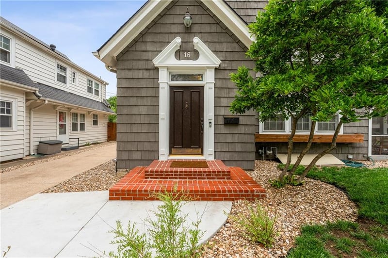 16 E 63rd St, Kansas City, MO 64113
