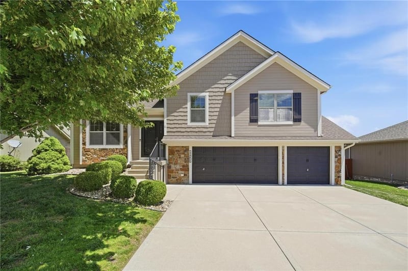 11205 N Pennsylvania Ave, Kansas City, MO 64155