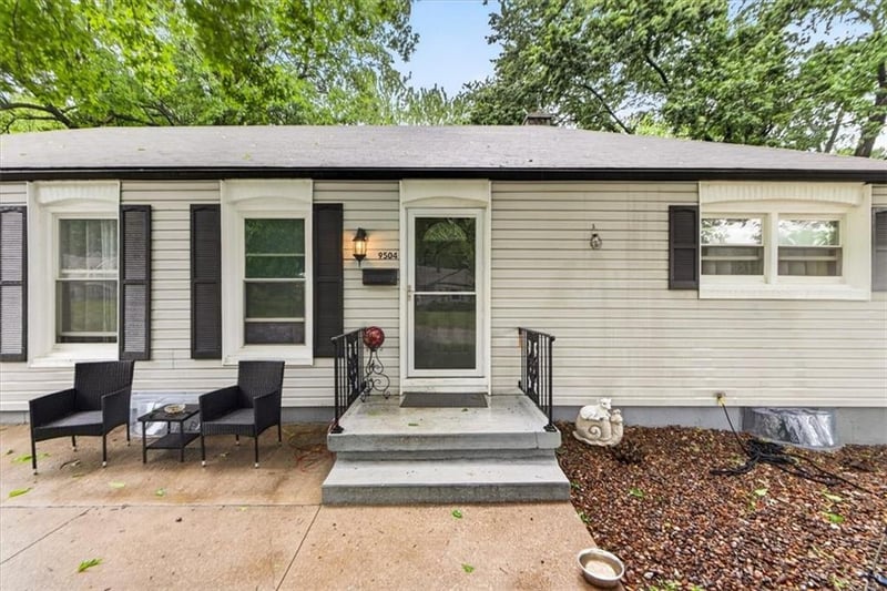 9504 Bennington Ave, Kansas City, MO 64134