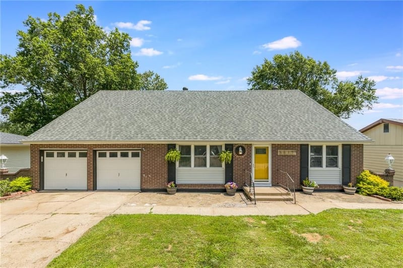 5817 N Colorado Ave, Kansas City, MO 64119