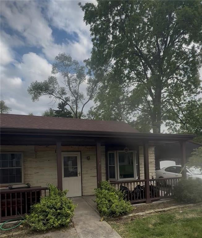 5009 Woodend Ave, Kansas City, KS 66106