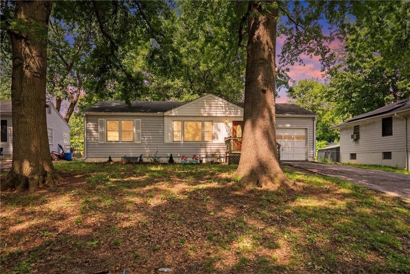 3022 Norwood Ave, Independence, MO 64052