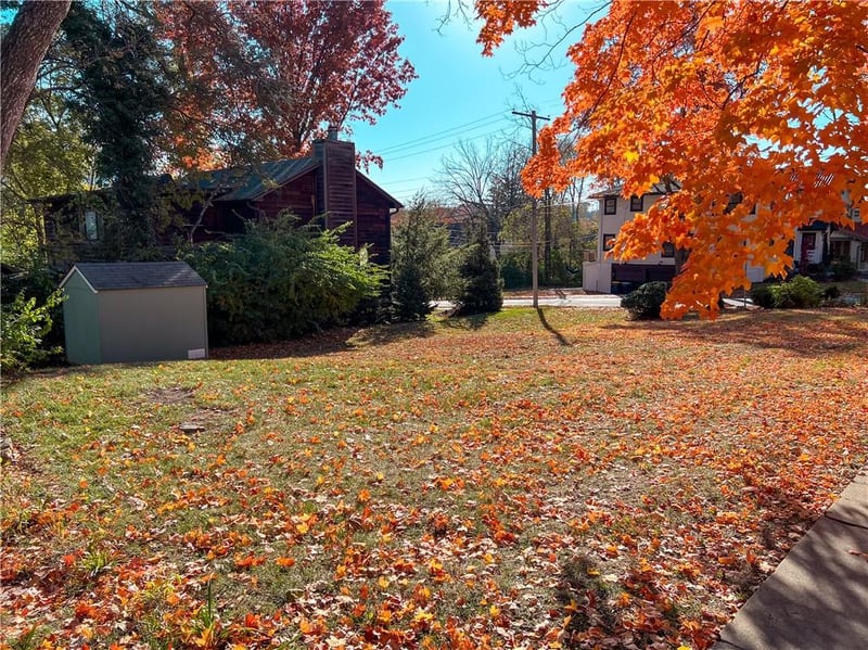 1118 48th St, Kansas City, MO 64112