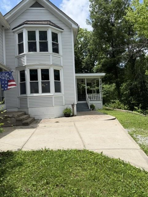 25003 Blue Mills Rd, Independence, MO 64058