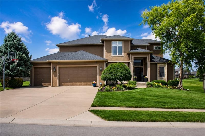 24004 68th St, Shawnee, KS 66226