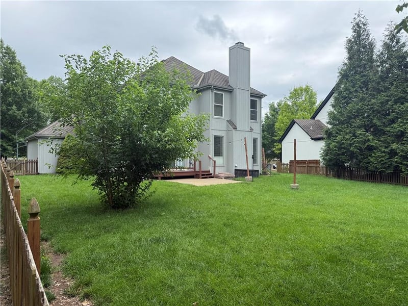 15820 Briar St, Overland Park, KS 66224