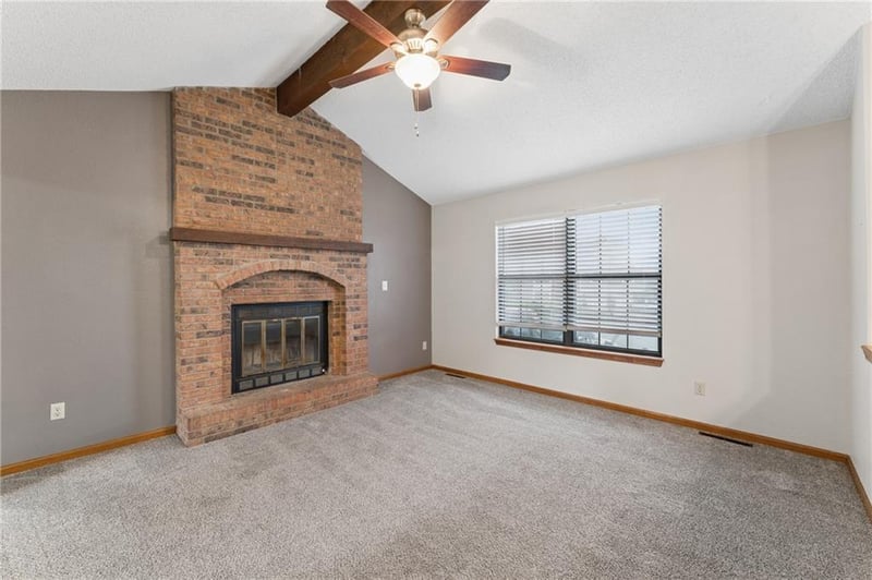 19208 12th Street North Ct, Independence, MO 64056