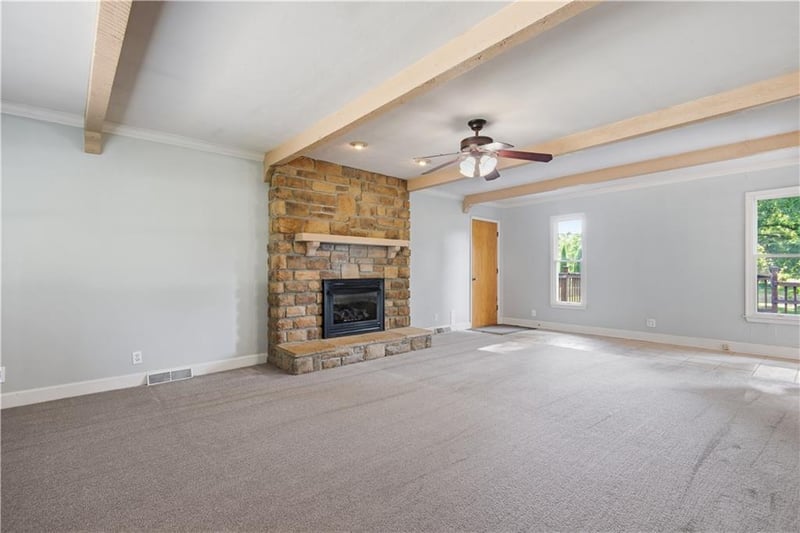 215 Maple St, Gardner, KS 66030