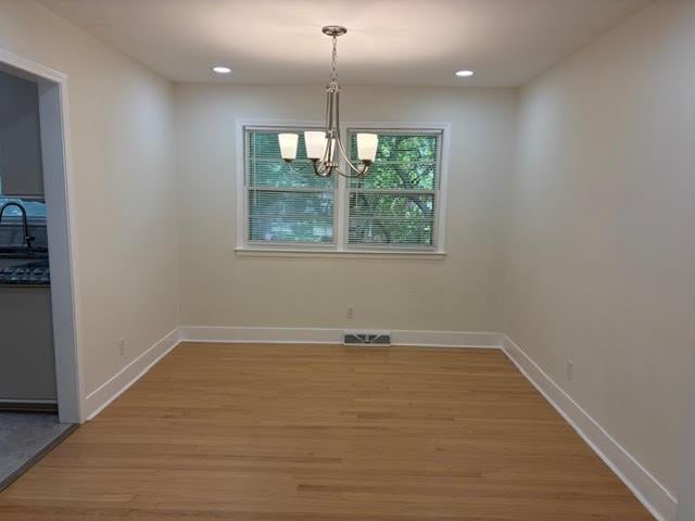 107 W 104th St, Kansas City, MO 64114