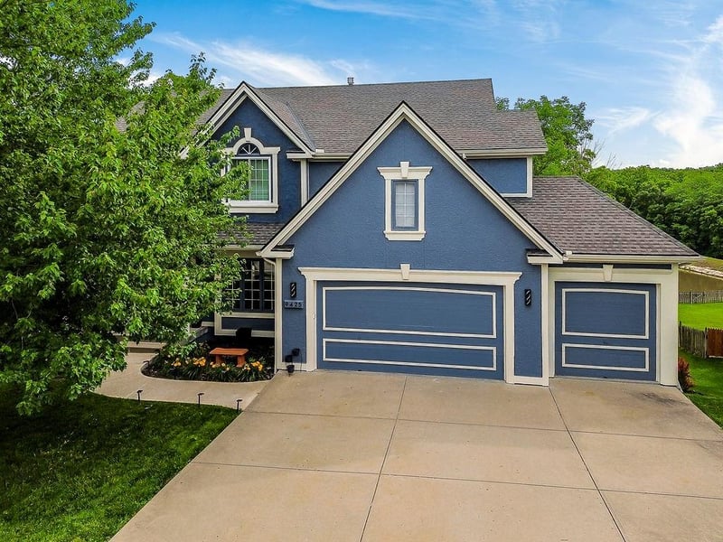 9425 Harrison St, Kansas City, MO 64155