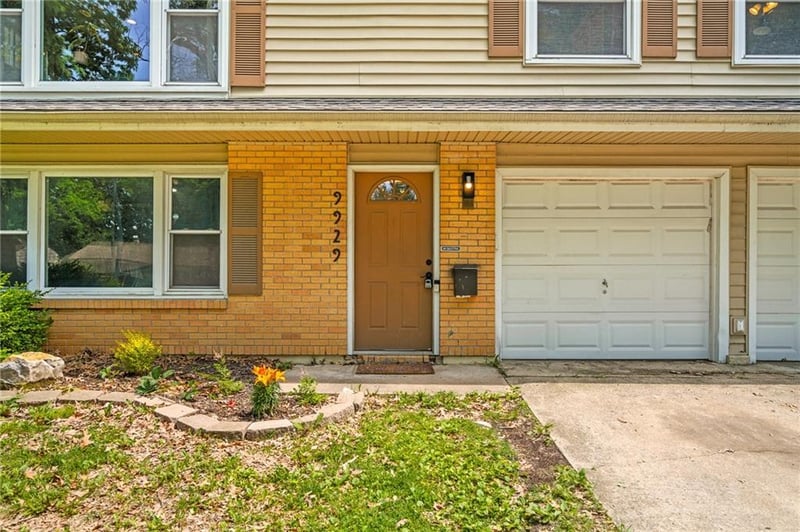 9929 Harrison St, Kansas City, MO 64131