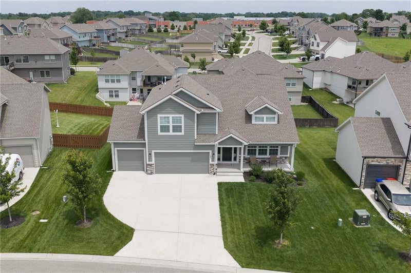 1485 162nd Cir, Basehor, KS 66007