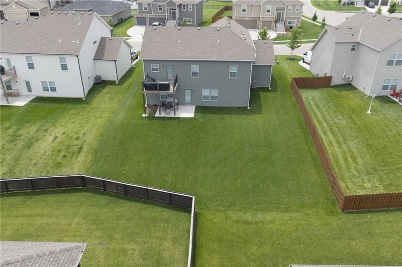 1485 162nd Cir, Basehor, KS 66007