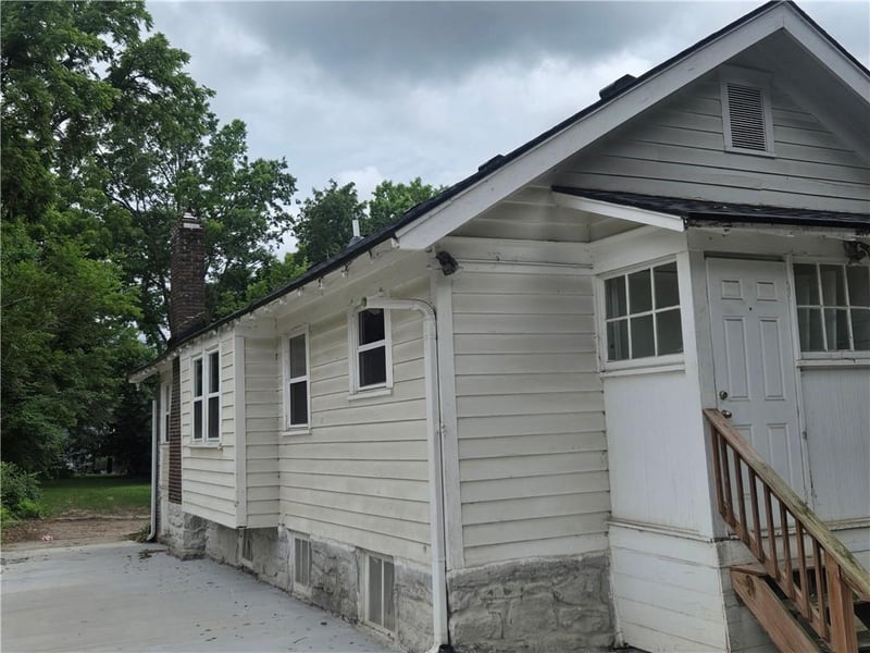 714 54th Ter, Kansas City, MO 64110
