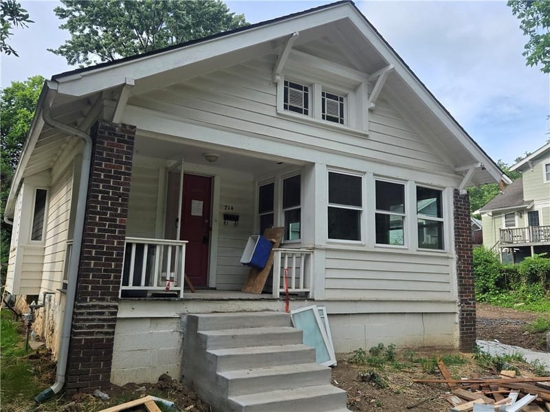 714 54th Ter, Kansas City, MO 64110