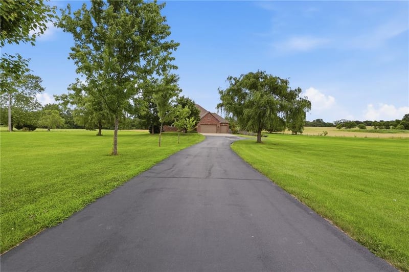 31502 E Heidelberger Rd, Buckner, MO 64016