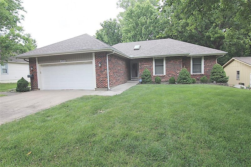 10012 E 72nd St, Kansas City, MO 64133