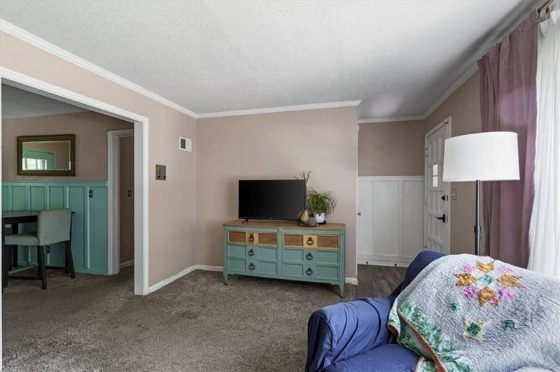 4338 Wood Ave, Kansas City, KS 66102