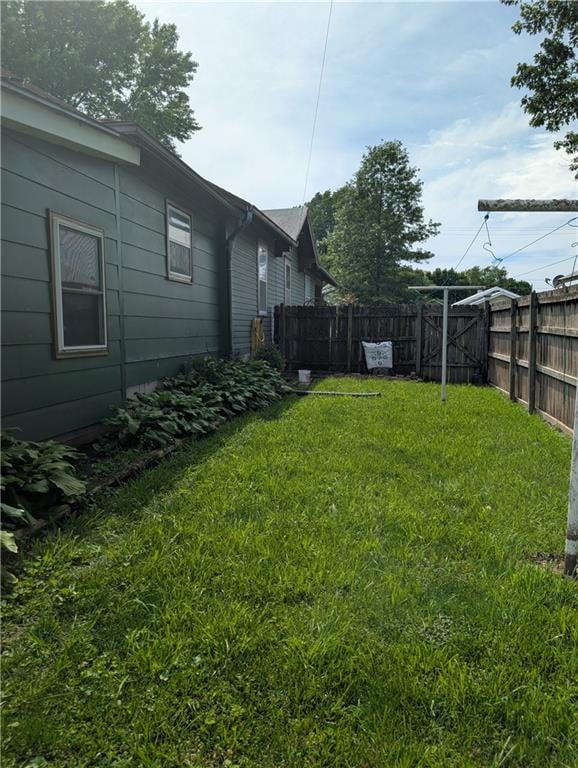 530 Lyon Ave, Marshall, MO 65340
