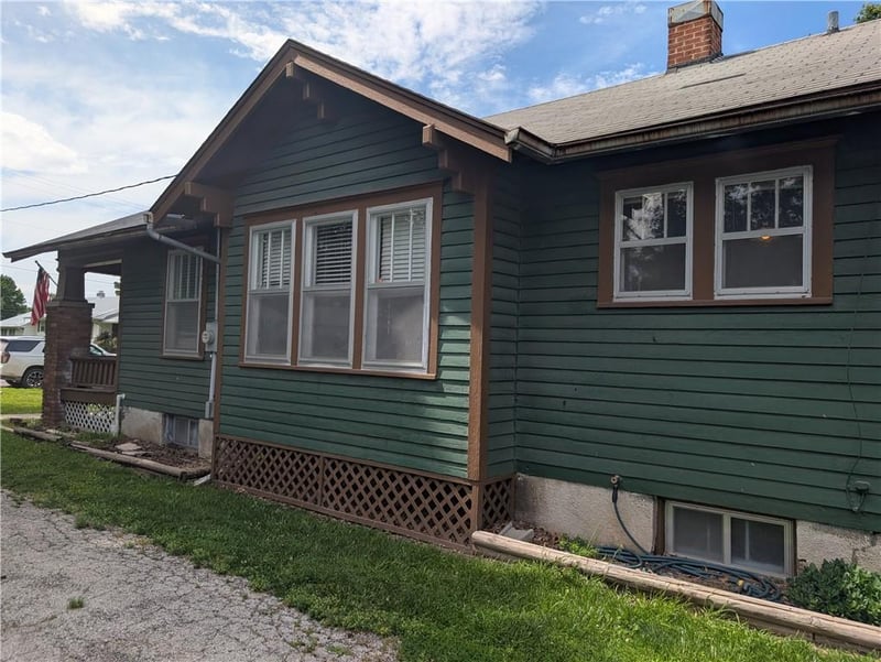 530 Lyon Ave, Marshall, MO 65340