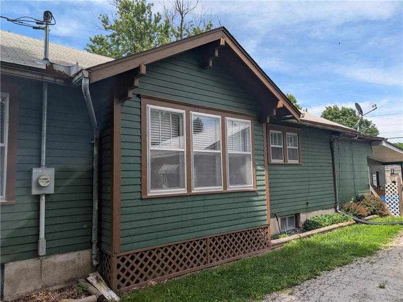 530 N Lyon Ave, Marshall, MO 65340