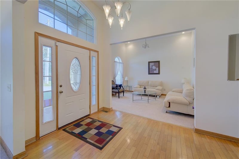 7430 Manchester Ave, Kansas City, MO 64133