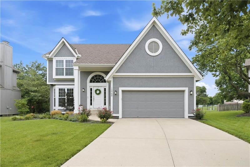 12758 Mackey St, Overland Park, KS 66213
