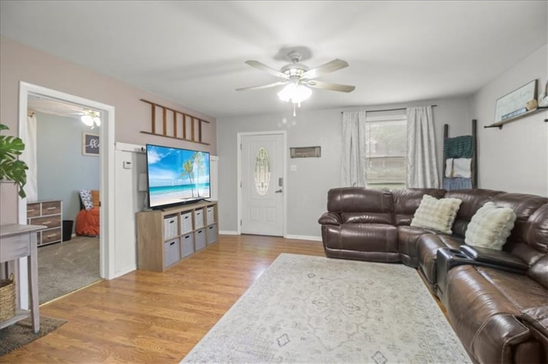 615 Highland Ave, Lexington, MO 64067