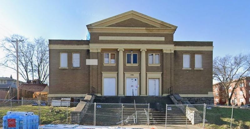 1719 Tauromee Ave, Kansas City, KS 66102
