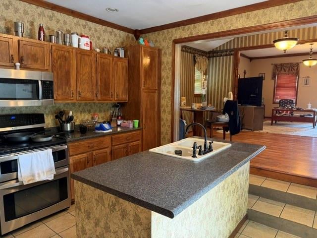 901 5th St, Altamont, KS 67330
