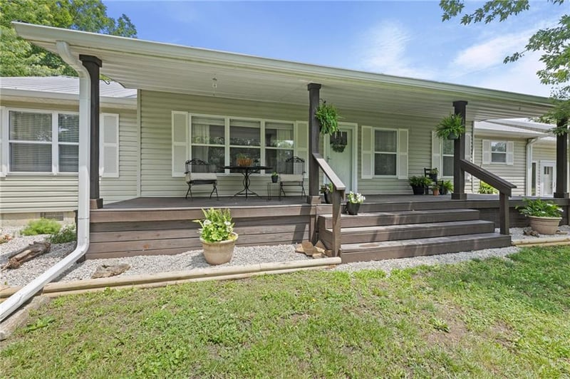310 Elm St, Blue Mound, KS 66010
