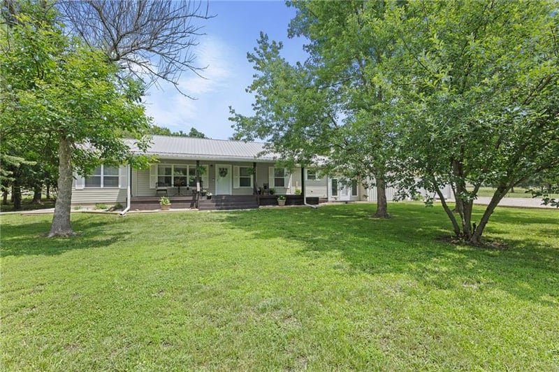 310 Elm St, Blue Mound, KS 66010
