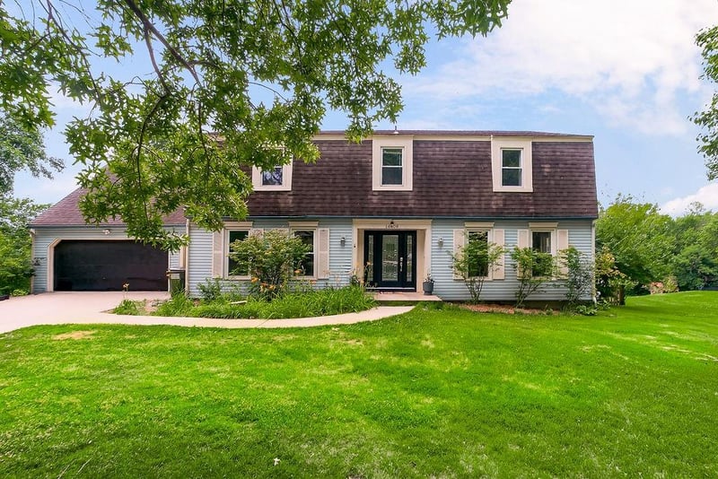 16408 Riggs Rd, Stilwell, KS 66085