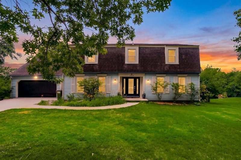 16408 Riggs Rd, Stilwell, KS 66085