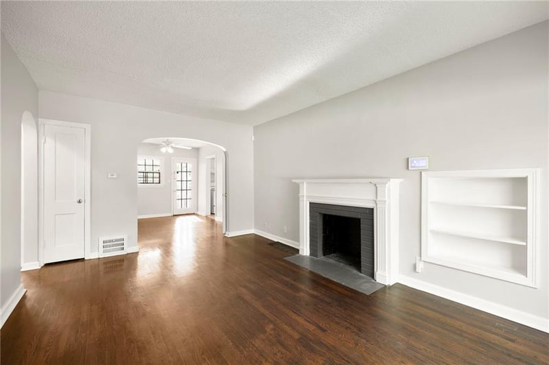 7426 Olive St, Kansas City, MO 64132