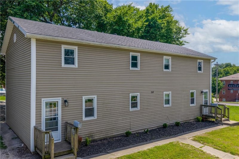 218 South St, Warrensburg, MO 64093