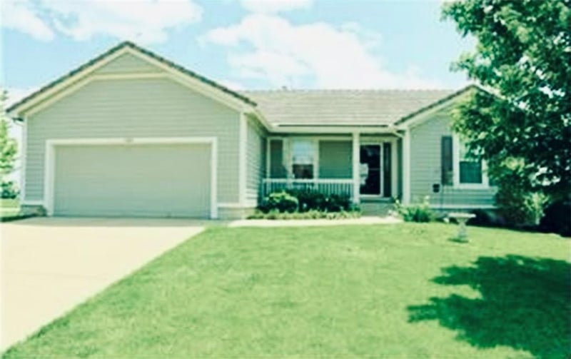 31101 170th St, Gardner, KS 66030