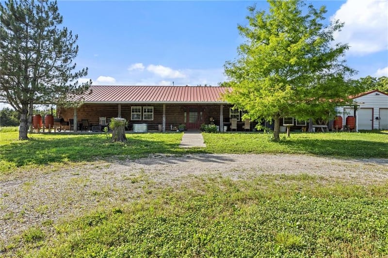 644 170th St, Fort Scott, KS 66701