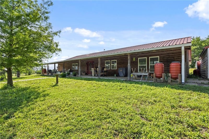 644 170th St, Fort Scott, KS 66701