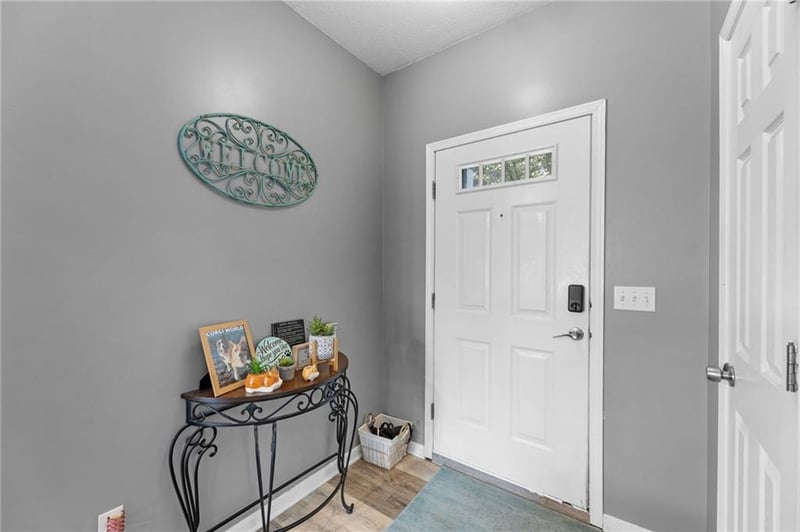 1405 Pine Ct, Ottawa, KS 66067