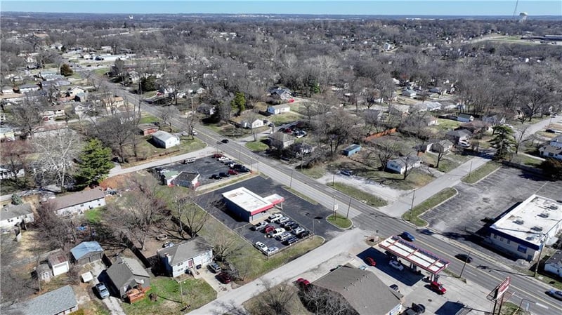 4600 Brighton Ave, Kansas City, MO 64117