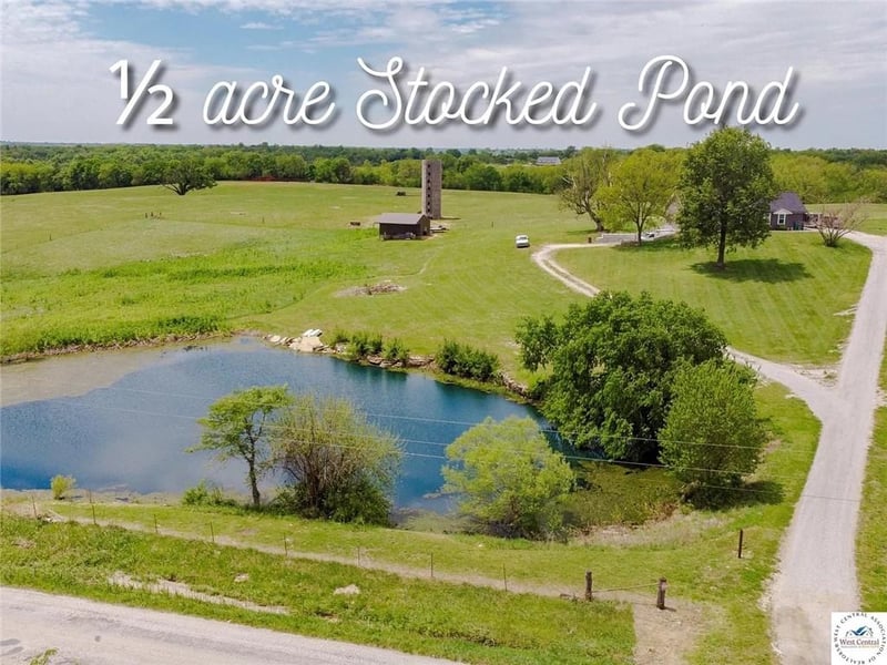 35212 Wagonor Rd, Garden City, MO 64747