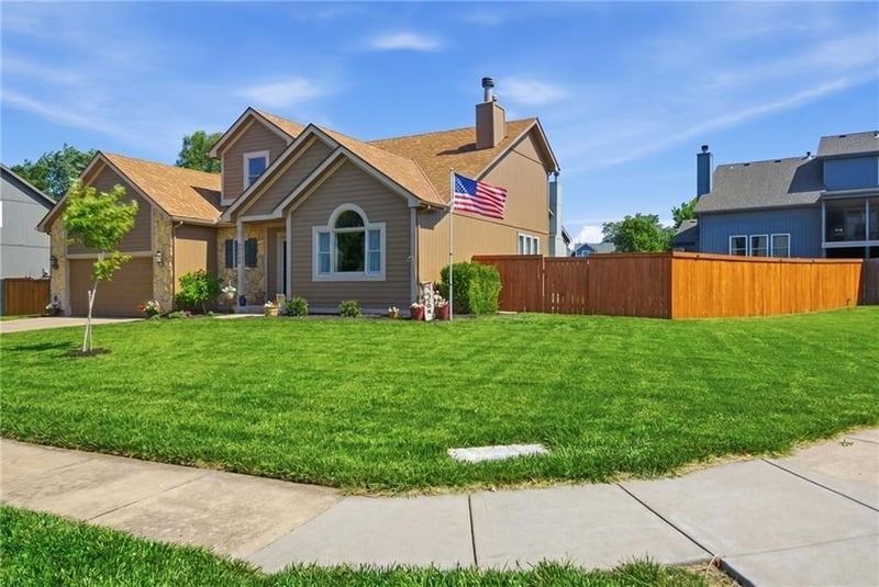 29900 184th St, Gardner, KS 66030