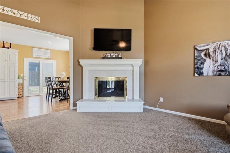 29900 184th St, Gardner, KS 66030