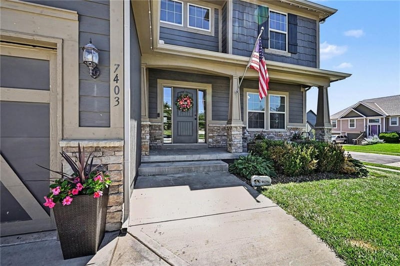 7403 109th Ter, Kansas City, MO 64157