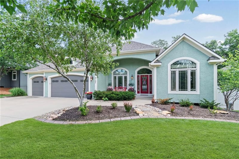 9127 Evanston Ave, Kansas City, MO 64157